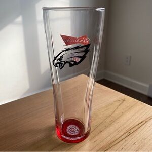 NFL Special Edition Budweiser Eagles Beer Glass 16oz, Red Base Collectible